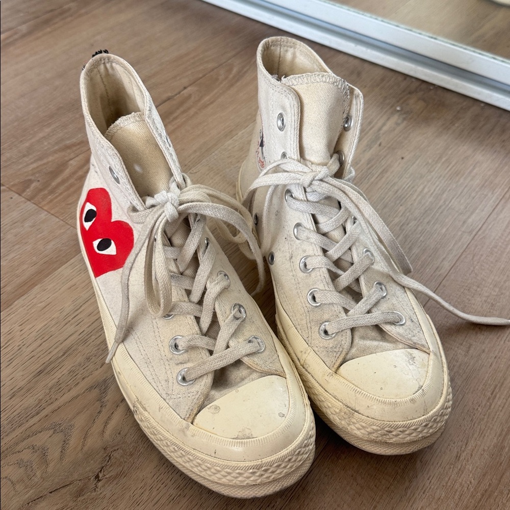 COMME DES GARÇONS PLAY CONVERSE